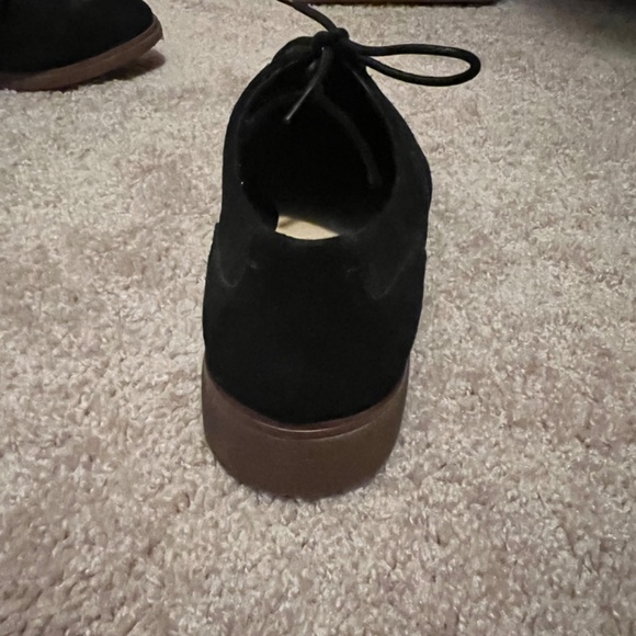 Clarks - Picture 3 of 5